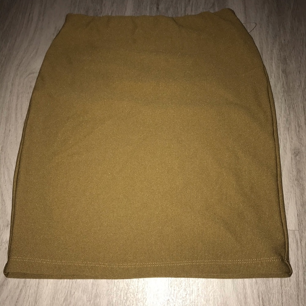 Forever 21 brown skirt
